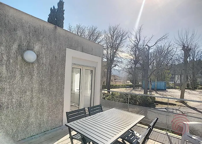 F2 A Lamalou, Terrasse, Wifi, Animaux Acceptes, Proche Centre & Thermes - Fr-1-451-24